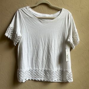 White shirt with designed sleeves